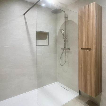 582810570-gallery-offer