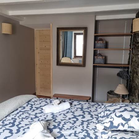 CHAMBRE ETAGE-gallery-offer