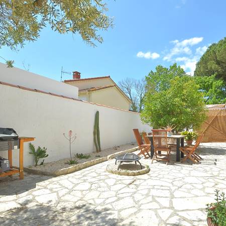villa-les-salines-flamant-location-appartement-maison-vacances-grau-du-roi-jardin-proche-plage-gallery-offer