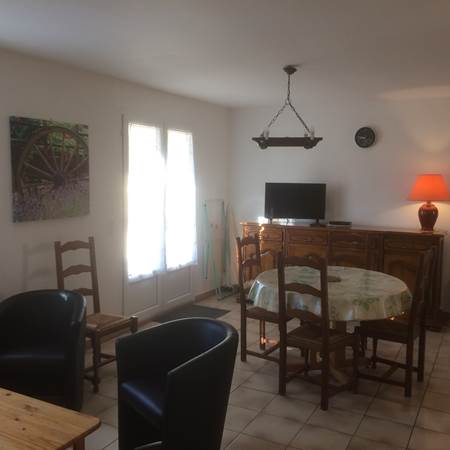 Salon_salle_a_manger_TV-gallery-offer