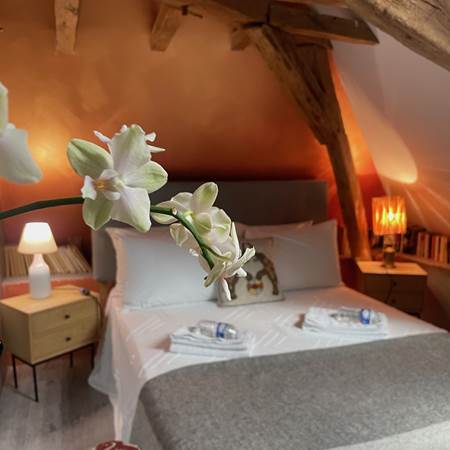 chambre-droite-1-gallery-offer