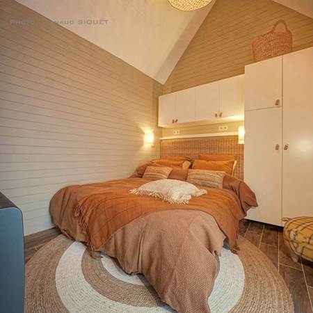 ®GitesLaFermeduParc_queensizebed-gallery-offer