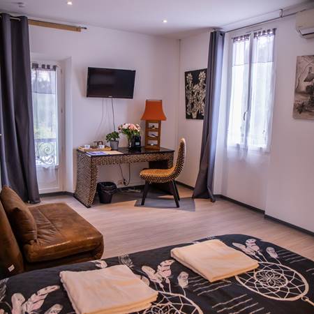 Chambre 1 Vue du lit-gallery-offer