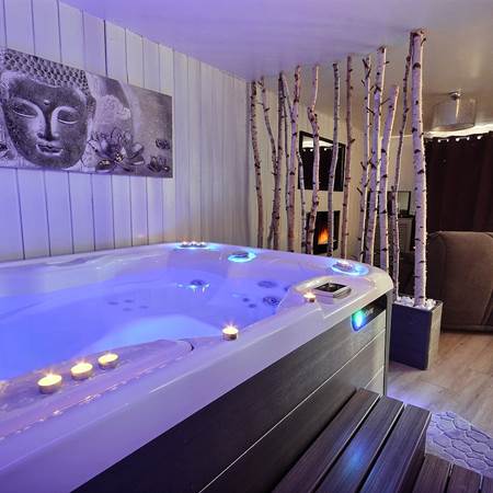 A jacuzzi salon-gallery-offer