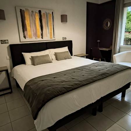 chambre-hote-piscine-spa-la-fleche-gallery-offer