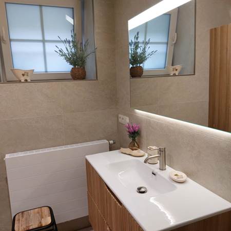 61e950f3-57c9-43b0-93f4-c5685870edc0-gallery-offer