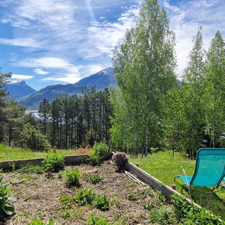 Le Chalet vue du jardin-gallery-offer