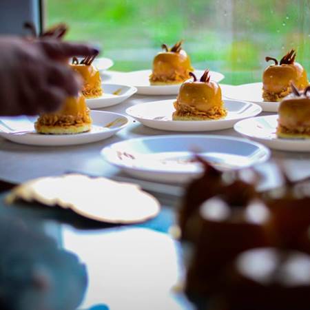 Repas servi par le traiteur "Les Imprévus de Cécilou"-gallery-offer