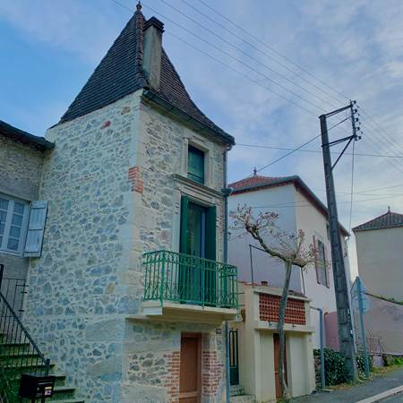 La façade-img-gallery-solo