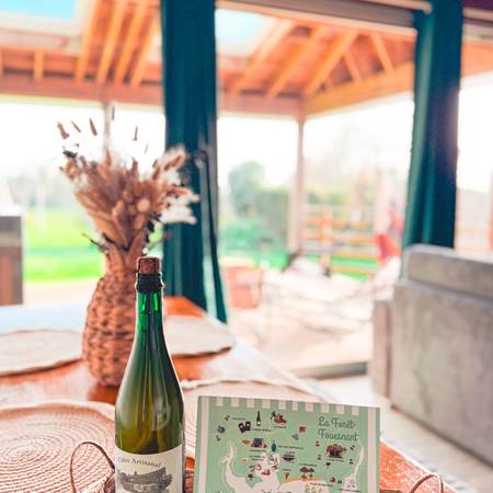 Cidre local à votre arrivée : Servez-vous !-gallery-offer