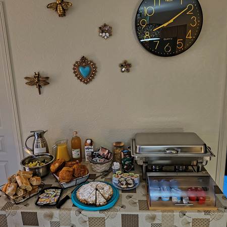 petit déjeuner hôtel produits locaux La Flèche-gallery-offer