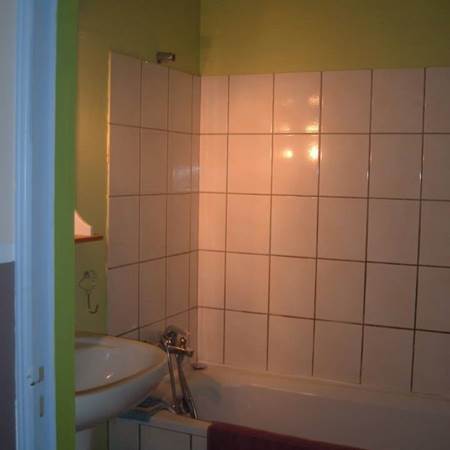 salle de bain avec baignoire et douche-gallery-offer
