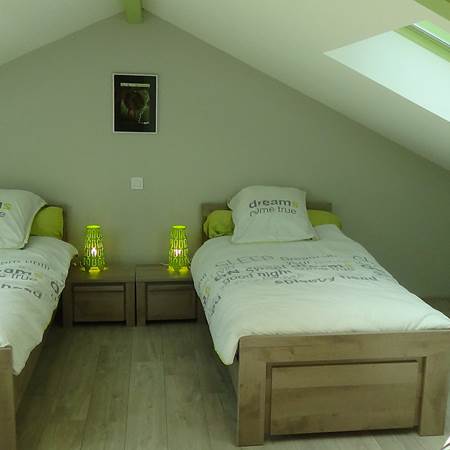 6 chambre 2-gallery-offer