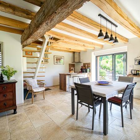 suite-de-l-atelier-avec-living-la-verrerie-d-ivoy-gallery-offer