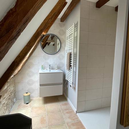 Salle de douche chambre 1-gallery-offer