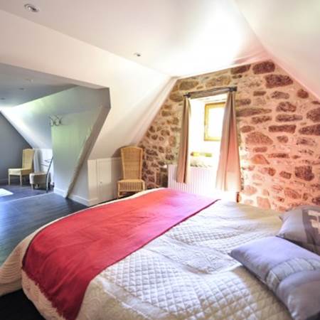 Chambre étage avec sa salle de bain/wc privée-gallery-offer