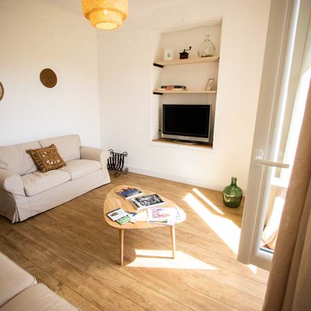 gites corbieres la boheme montseret salon-gallery-offer