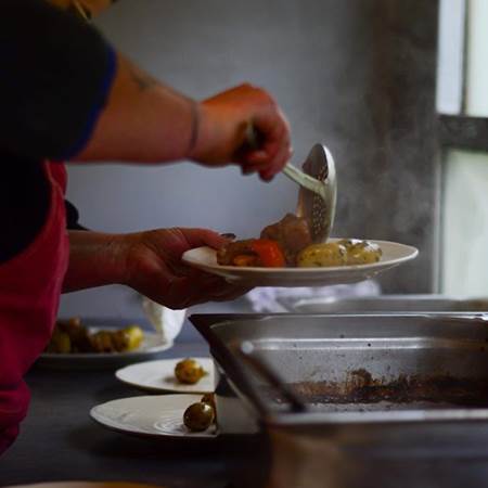 Repas servi par le traiteur "Les Imprévus de Cécilou"-img-gallery-solo