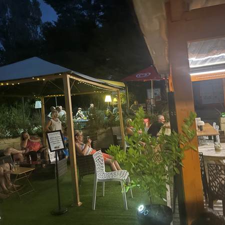 Soirée avec Brigitte, Lolo & Jojo-gallery-offer