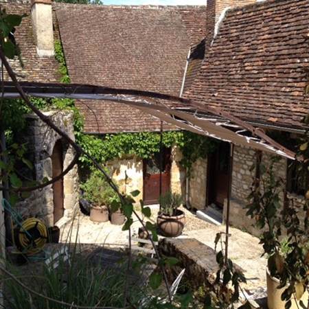 Cour privé et close-gallery-offer