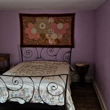 Etage 1_Chambre rose_Lit double-gallery-offer