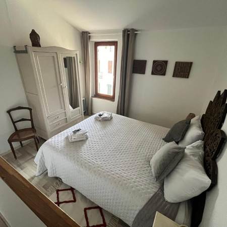 576946874-gallery-offer