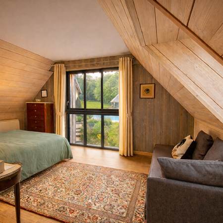 suite-de-l-atelier-lit queen-size-la-verrerie-d-ivoy-gallery-offer