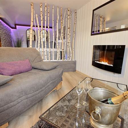 champagne salon_1-img-gallery-solo