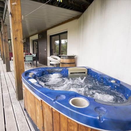 Le Chalet - Jacuzzi privé-gallery-offer