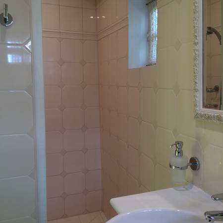 Détail salle de bain Chambre rdc-gallery-offer