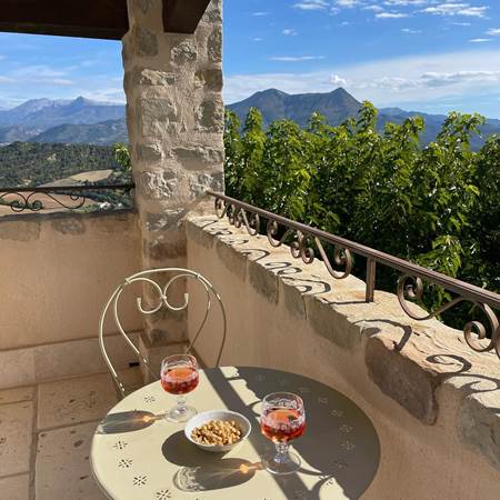 311852228_5564806866944357_7356453803716232214_n-gallery-offer