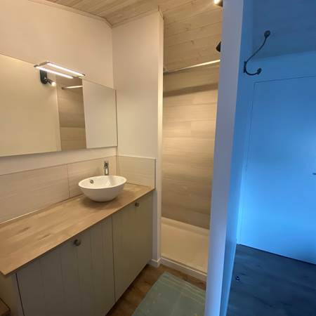 SALLE D'EAU CHAMBRE CELEST-gallery-offer