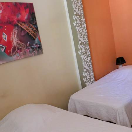 P1106412-gallery-offer