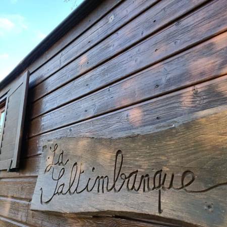 La Saltimbanque-gallery-offer