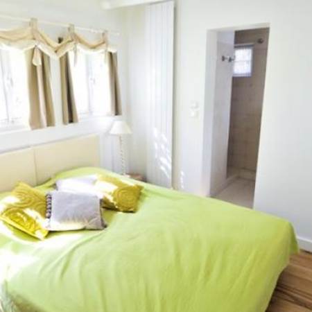 Chambre RDC avec sa salle de bain/wc privée-gallery-offer