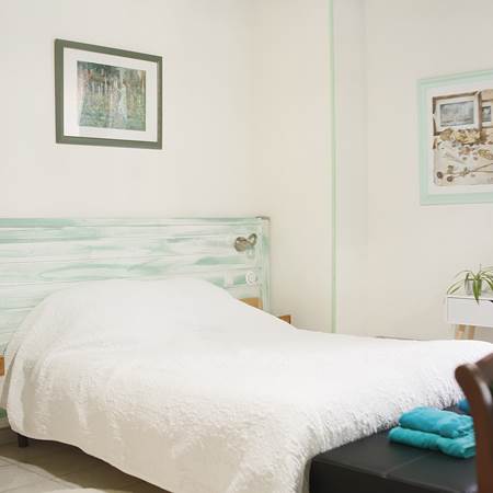 _E9A1216-img-gallery-solo