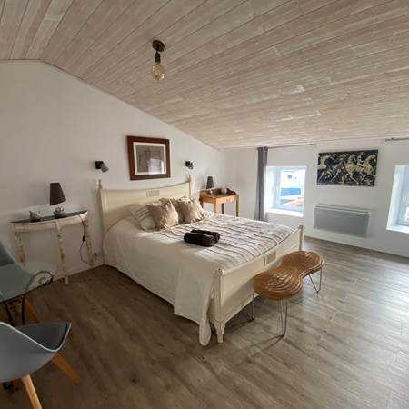 SUITE PARENTALE CHAMBRE CELEST-gallery-offer