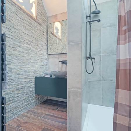 ®GitesLaFermeduParc_sallededouche-gallery-offer