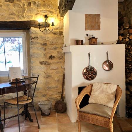 Petit salon partagé-gallery-offer