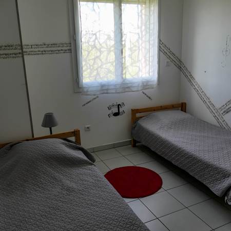 P1106488-gallery-offer