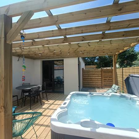 spa 6 personnes ouvert toute l'année-gallery-offer