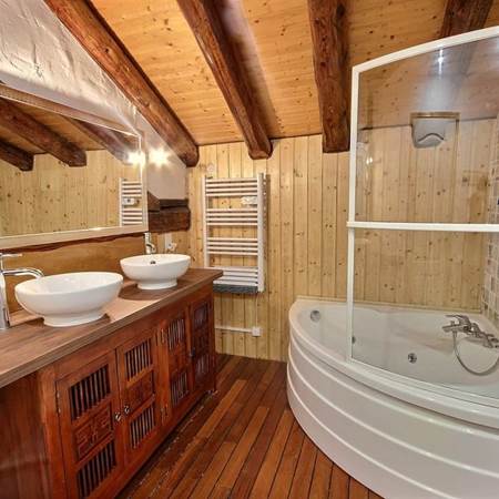 FB_IMG_1653466667261-gallery-offer