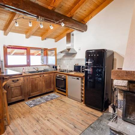 FB_IMG_1653466626488-img-gallery-solo