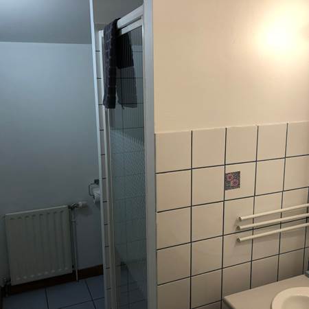 LA VARNIÈRE - Chambre Double - Salle d'eau-gallery-offer