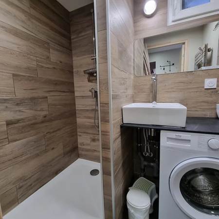 DOUCHE REZ DE CHAUSSEE-gallery-offer