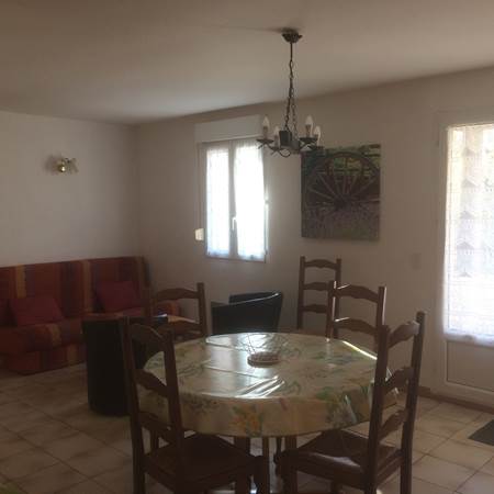 Salle_a_manger_canapé_lit-gallery-offer