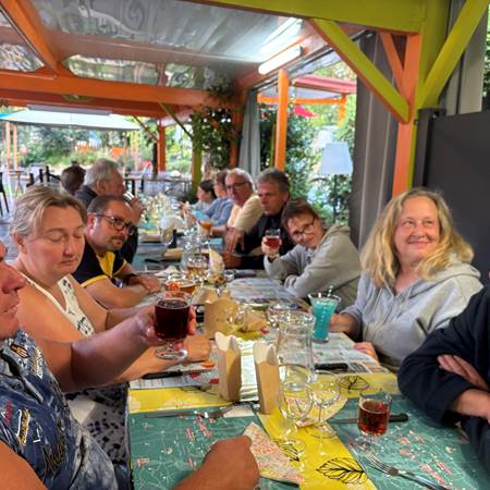 Notre belle équipe de Juillet-gallery-offer