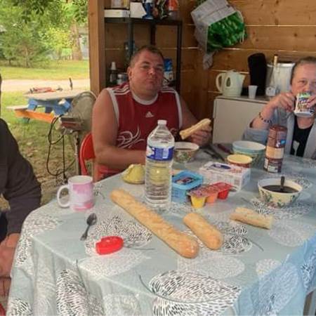 Ils ne sont pas réveillés-gallery-offer