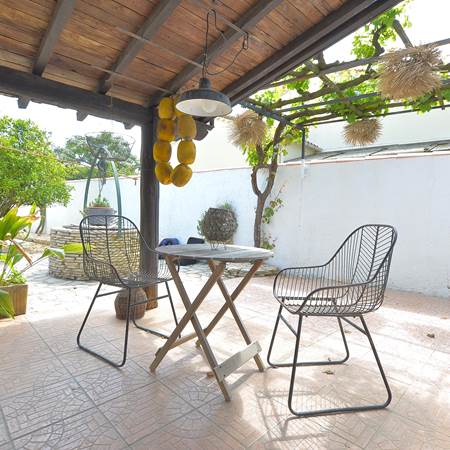 villa-les-salines-cabane-pêcheur-location-appartement-maison-vacances-grau-du-roi-jardin-proche-plage-grande-capacité-couchages-gallery-offer