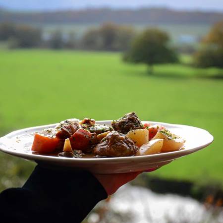 Repas servi par le traiteur "Les imprévus de Cécilou"-img-gallery-solo